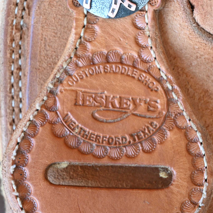 16.5" USED TESKEY'S TEAM ROPING SADDLE