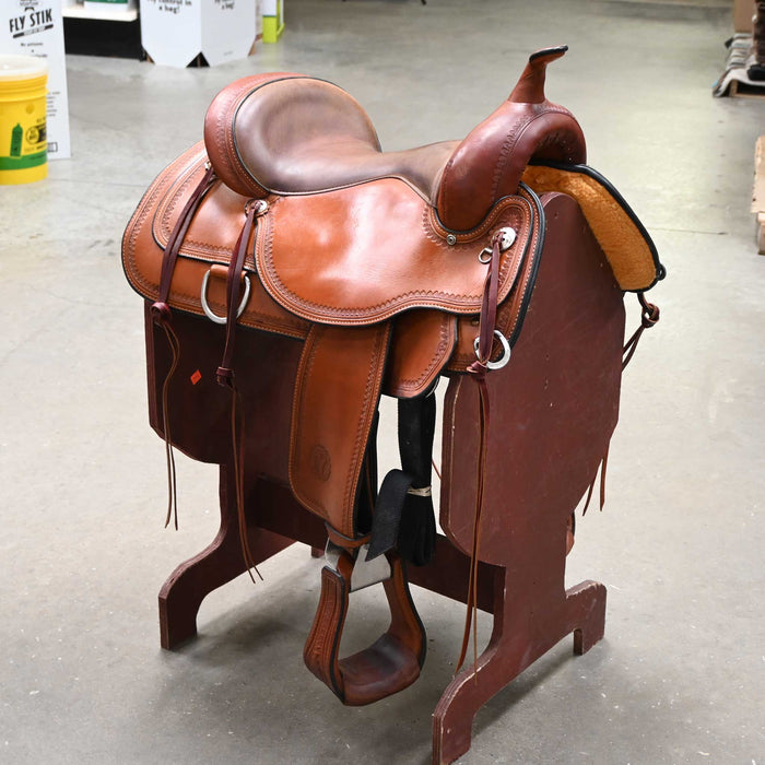 16" USED CIRCLE Y FLEX2 TRAIL SADDLE