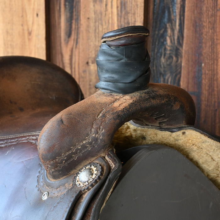 14.5" USED MARTIN TEAM ROPING SADDLE Saddles - Used Martin Saddlery