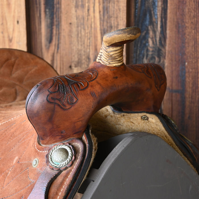 15" USED RED RANGER BARREL SADDLE Saddles - Used Red Ranger