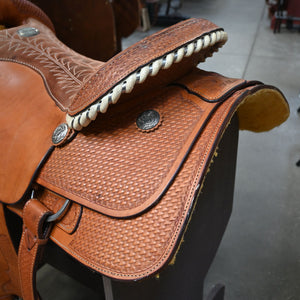 17.5" USED BILLY COOK ROPING SADDLE Saddles Billy Cook