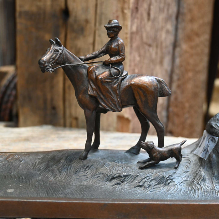 1920's Hunting English Woman Inkwell