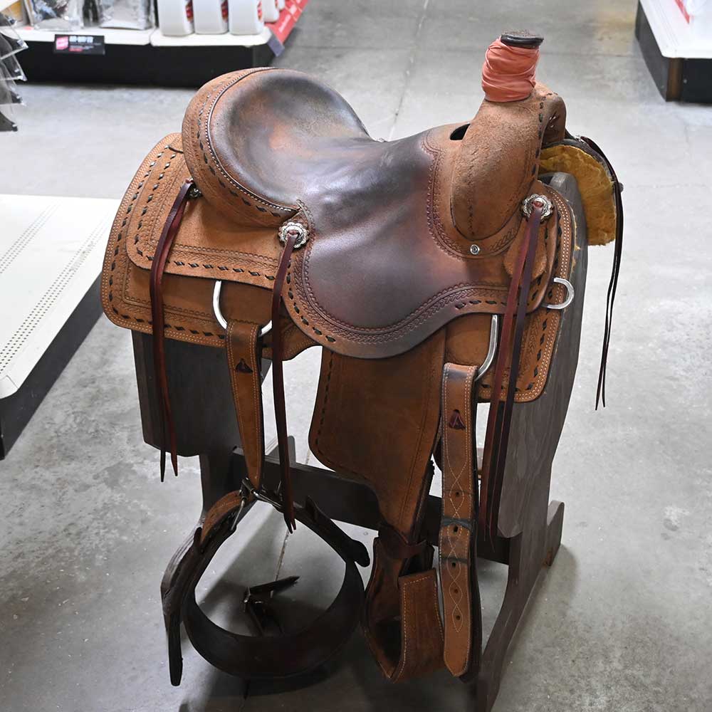 14.5" USED CIRCLE T ROPING SADDLE