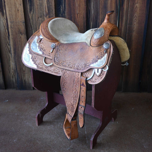 16" USED SILVER MESA SHOW SADDLE Saddles - Used Silver Mesa