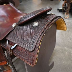 17.5" USED VALLEY VIEW CUTTING SADDLE Saddles Valley View Saddlery