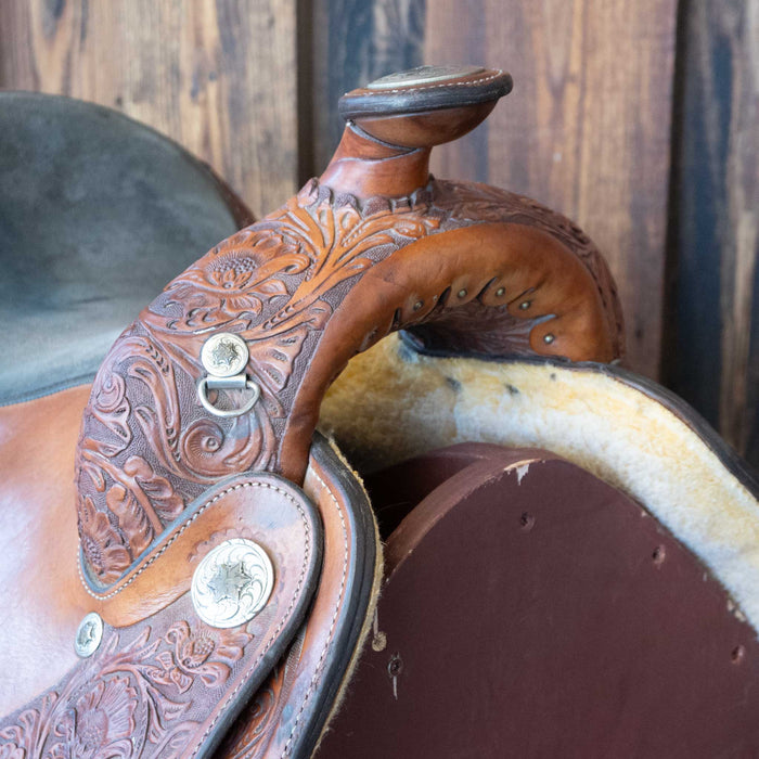 15" USED CIRCLE Y EQUITATION SADDLE