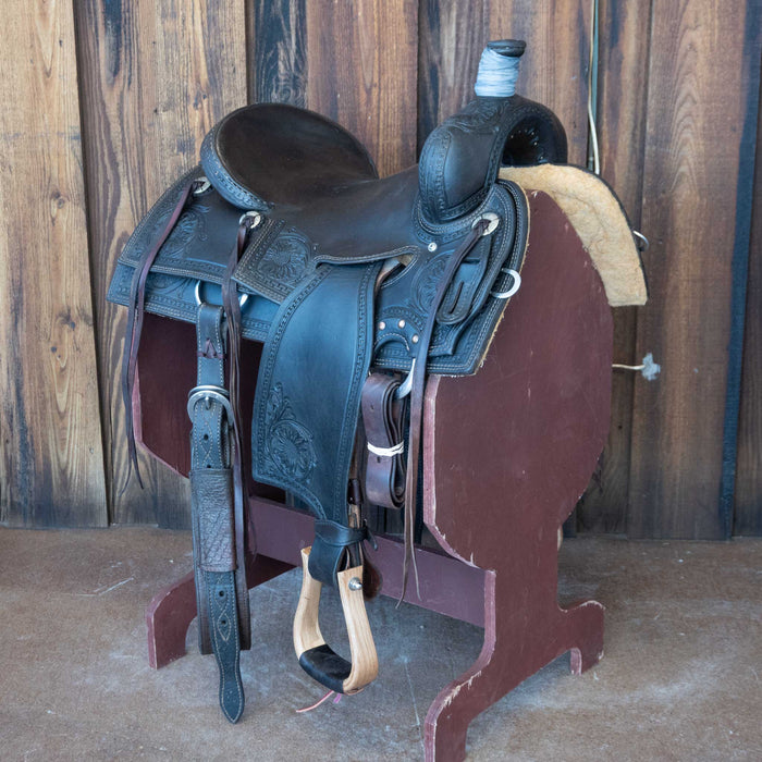 16" USED CORRIENTE RANCH CUTTER SADDLE