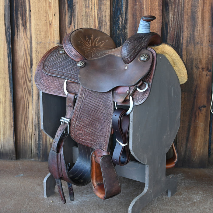 13.5" USED COATS TEAM ROPING SADDLE