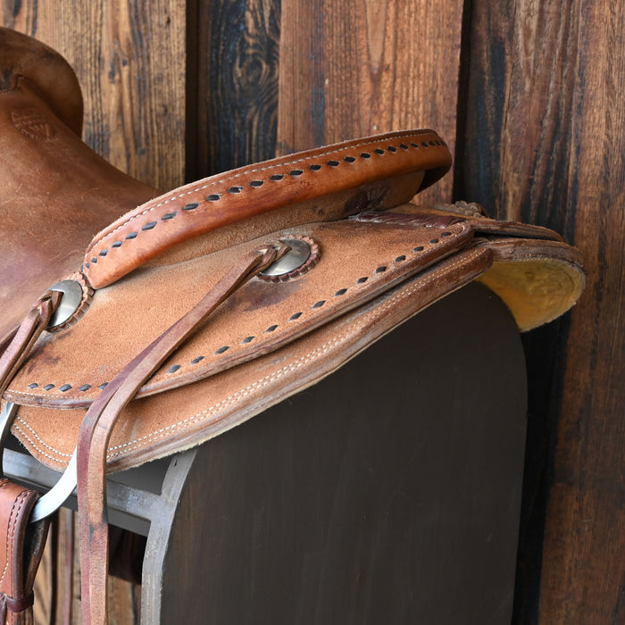 17" USED DIAMOND D RANCH CUTTER SADDLE Saddles - Used Diamond D Custom Saddles