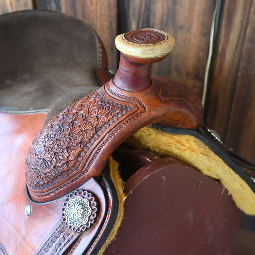 15" USED MASTER TEAM ROPING SADDLE Saddles - Used Master Saddles