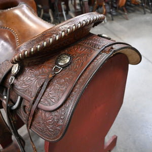 15" USED BOB MOLINE ROPING SADDLE Saddles Bob Moline