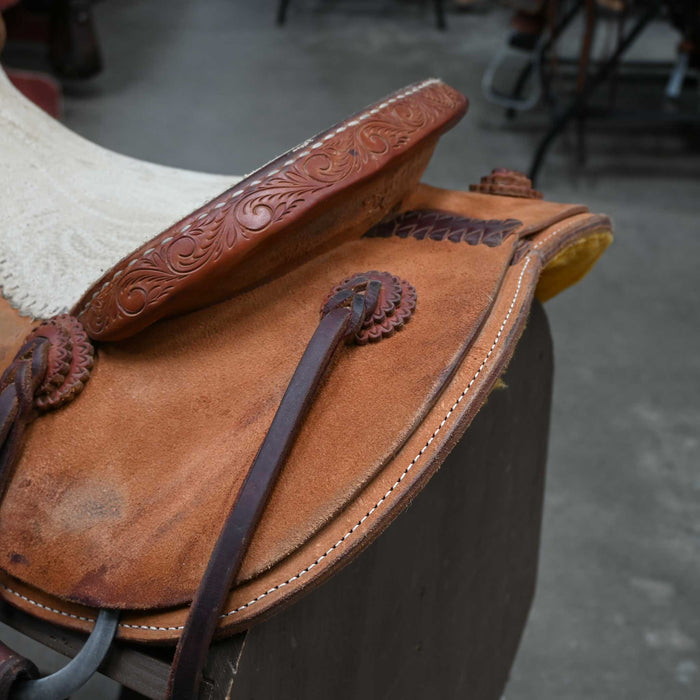 15.5" USED AUSTIN VALIMONT RANCH SADDLE