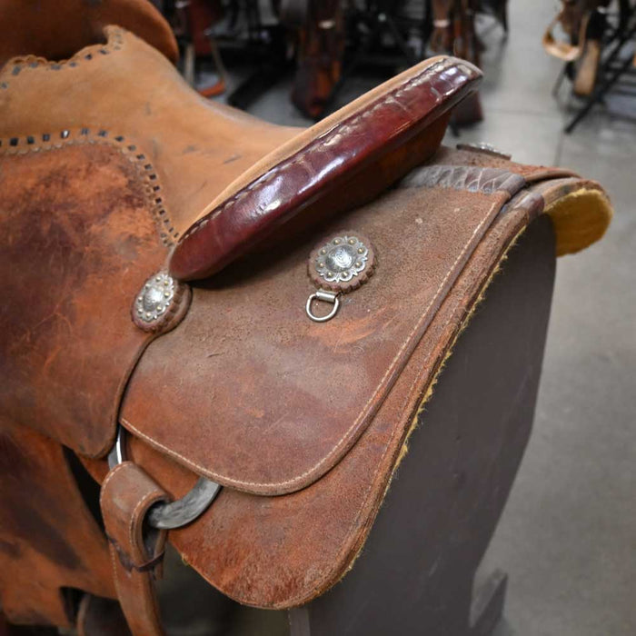 14.5" USED TEXAS RANCH OUTFITTERS ROPING SADDLE Saddles - Used Texas Ranch Outfitters