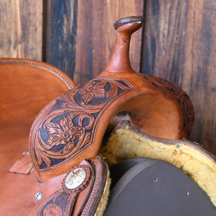 16" USED SOUTH TEXAS TACK CUTTING SADDLE