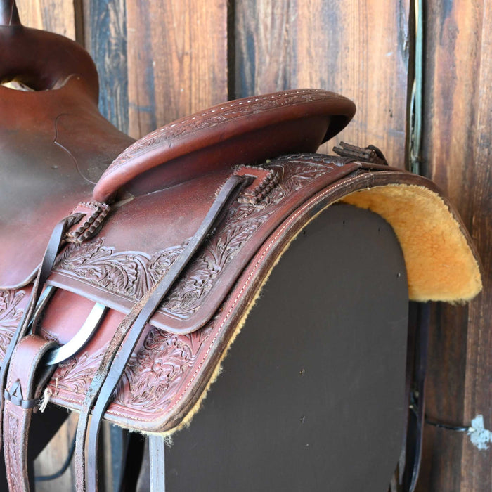 16" USED BOB'S CUSTOM CUTTING SADDLE