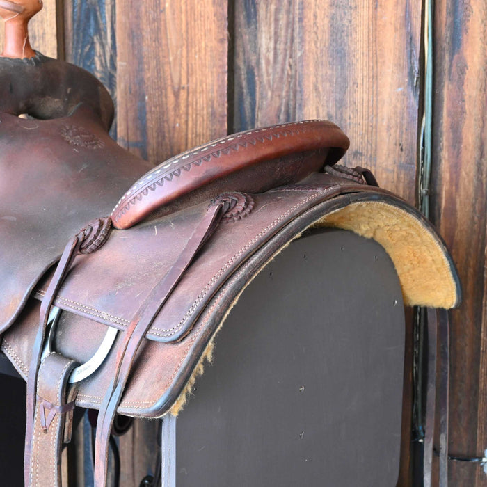 15.5" USED JEFF SMITH TEAM ROPING SADDLE