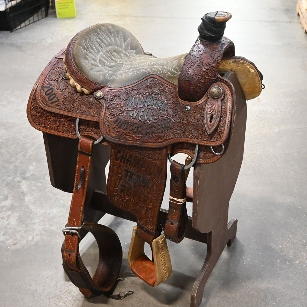 15" USED MASTER TEAM ROPING SADDLE