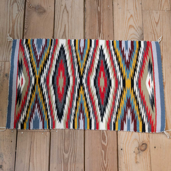 1940's Eye Dazzler Navajo Rug Collectibles MISC