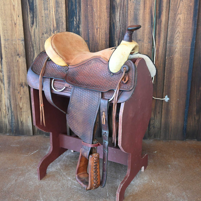 15.5" USED TEAM ROPING SADDLE