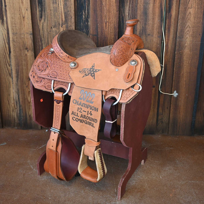 13.5" USED SLONE SADDLE TEAM ROPING SADDLE