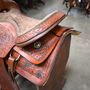 16.5" USED CIRCLE T PRO SERIES ROPING SADDLE