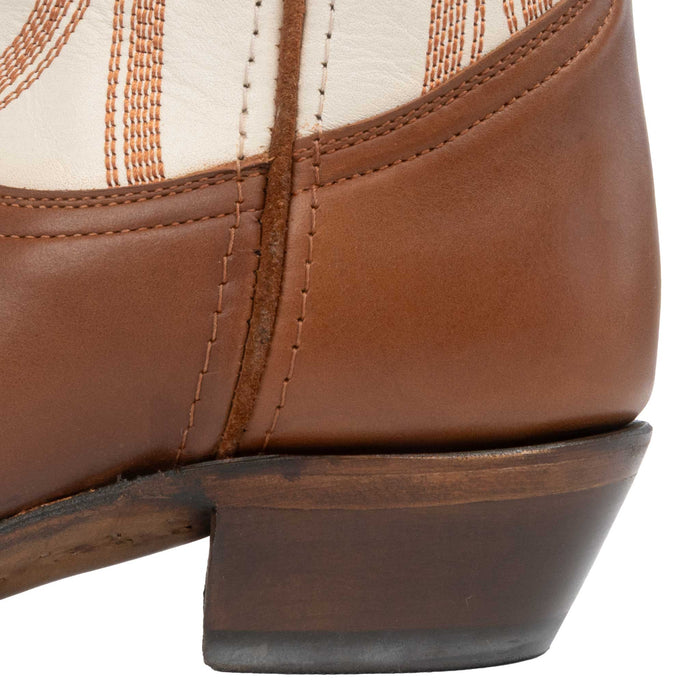 Liberty Black Cassidy Greta Porcupine Boot WOMEN - Footwear - Boots - Western Boots Liberty Furniture