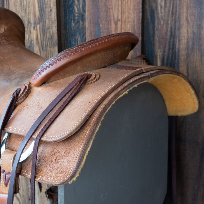 16.5" USED JEFF SMITH COW HORSE SADDLE Saddles - Used Jeff Smith
