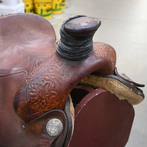 14.5" USED COURTS TEAM ROPING SADDLE Saddles - Used Courts Saddlery