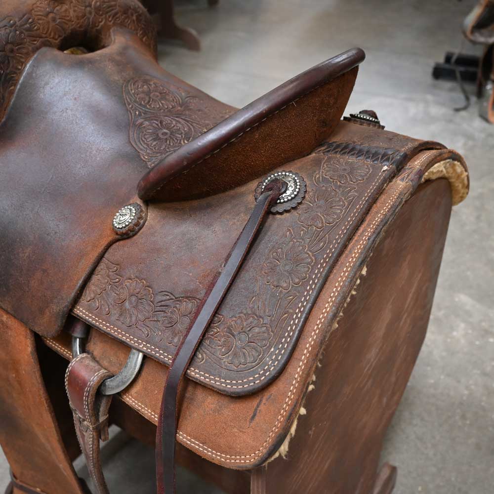 13.5" USED RELENTLESS ROPING SADDLE Teskeys
