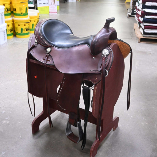 16.5" USED CASHEL TRAIL SADDLE Saddles - Used Cashel