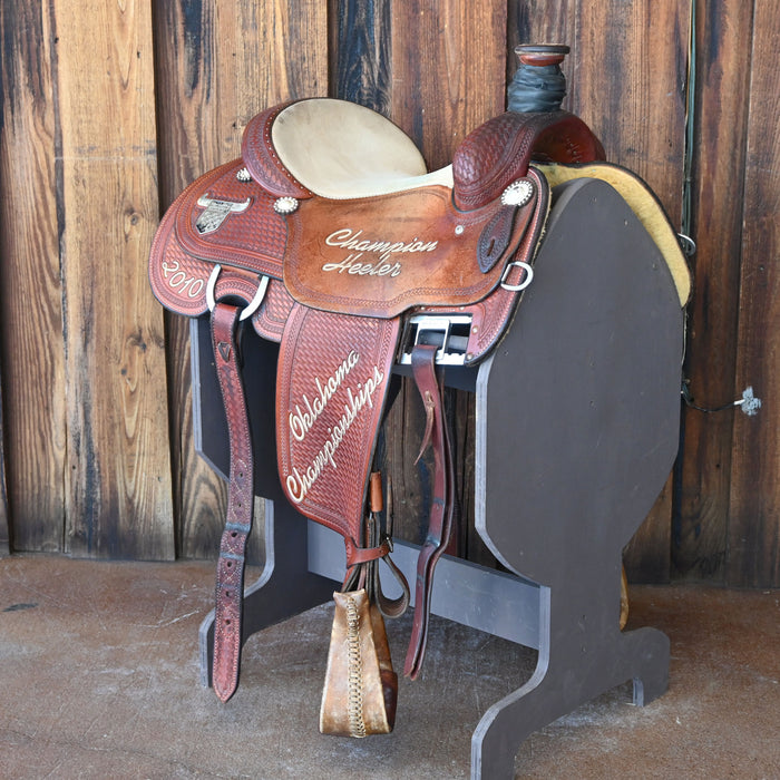 15" USED MARTIN TEAM ROPING SADDLE