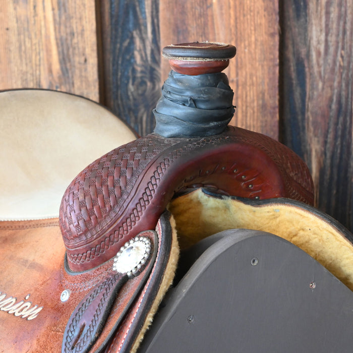 15" USED MARTIN TEAM ROPING SADDLE