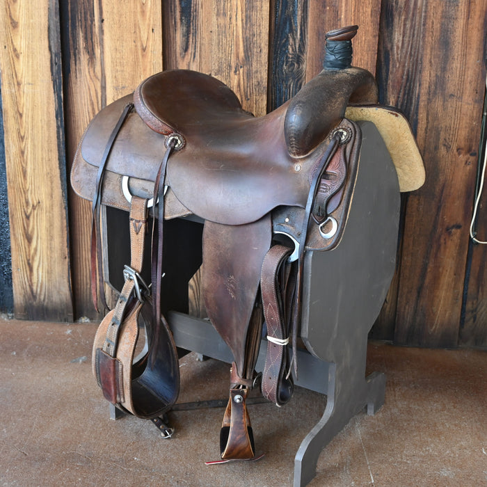 16.5" USED JEFF SMITH TEAM ROPING SADDLE Saddles - Used Jeff Smith