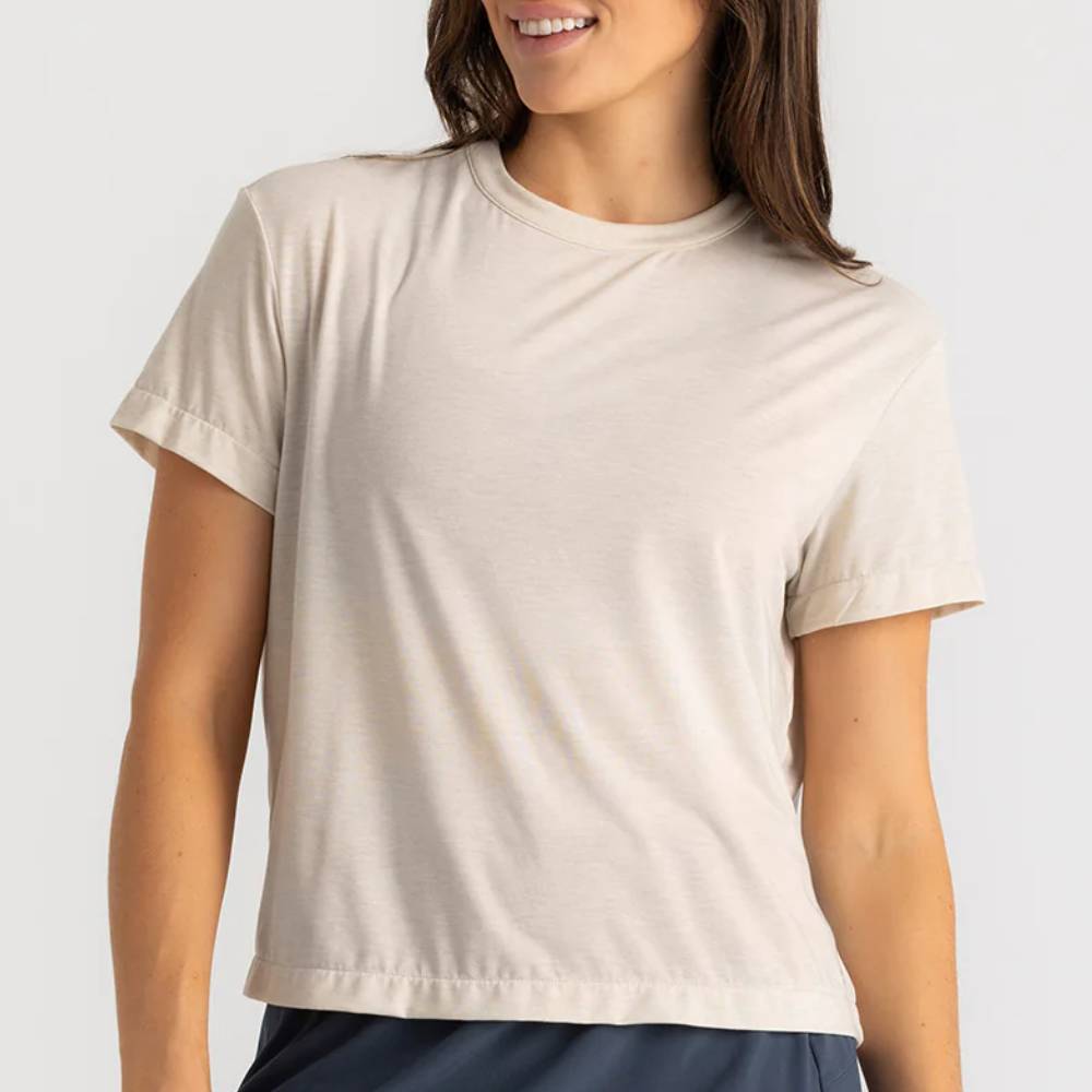 Free Fly Women's Elevate Lightweight Tee - Heather Birch WOMEN - Clothing - Tops - Short Sleeved Free Fly Apparel   