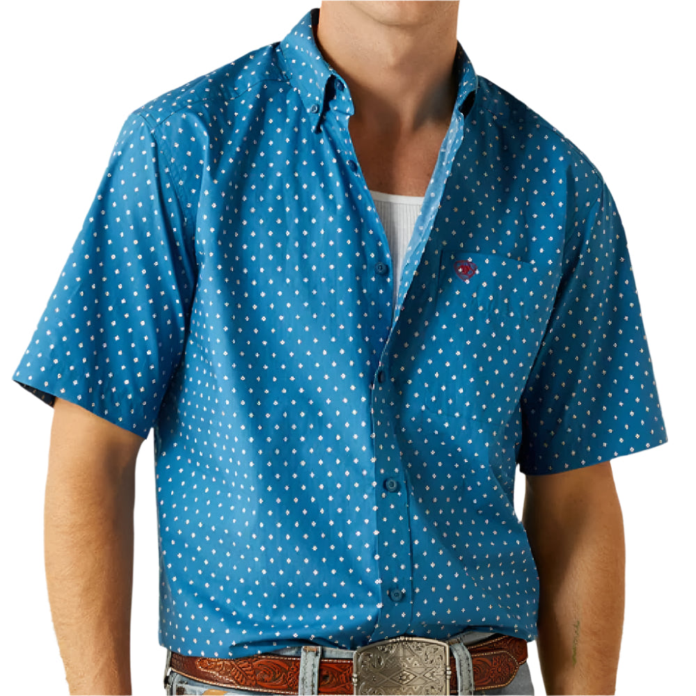 Ariat Men's Classic Fit Button Down Shirt MEN - Clothing - Shirts - Short Sleeve Ariat Clothing