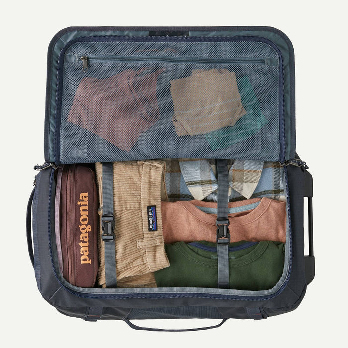 Patagonia 40L Black Hole Wheeled Duffle - Black ACCESSORIES - Luggage & Travel - Duffle Bags Patagonia