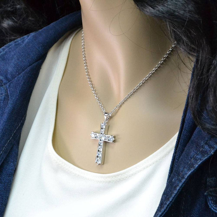 Montana Silversmiths Large Round Brilliance Cross Necklace