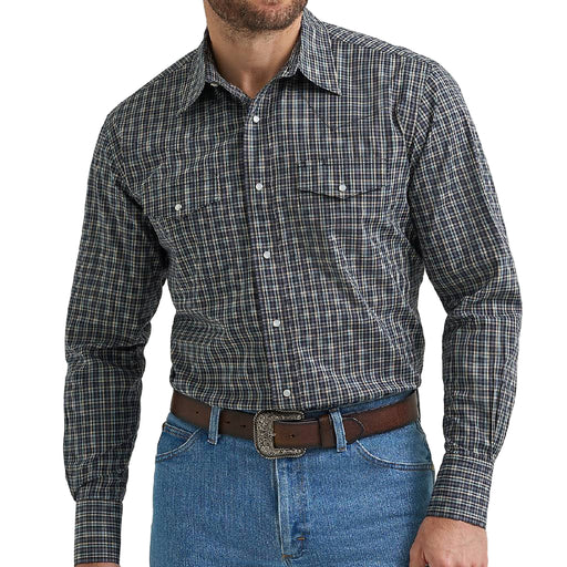 Wrangler Men's Classic Fit Plaid Pearl Snap Western Shirt MEN - Clothing - Shirts - Long Sleeve Wrangler