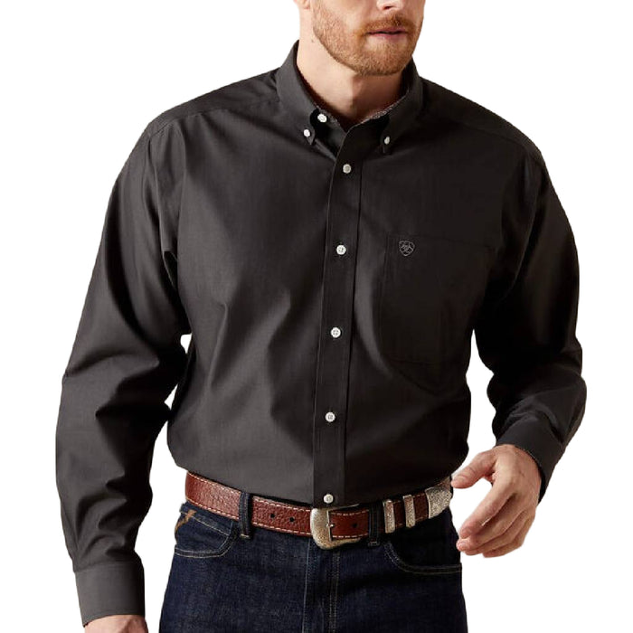 Ariat Men's Solid Pinpoint Oxford Button Down Shirt