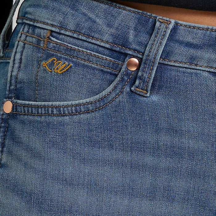 Wrangler Lainey Wilson Boot Hugger Jean