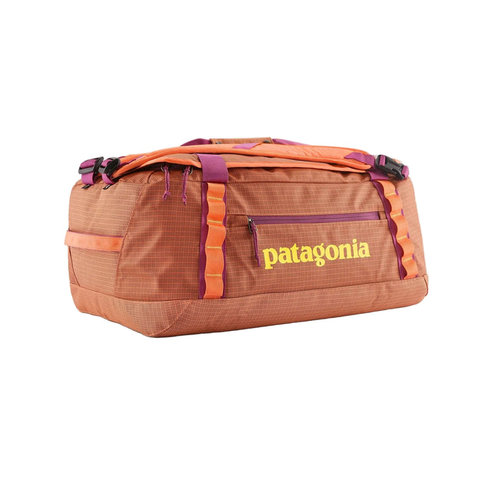 Patagonia 40L Black Hole Duffle Bag - Peach Sherbet ACCESSORIES - Luggage & Travel - Duffle Bags Patagonia