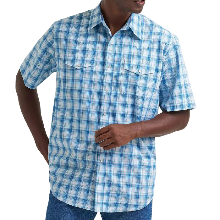 Wrangler Men's Wrinkle Resistant Western Snap Plaid Shirt MEN - Clothing - Shirts - Short Sleeve Wrangler