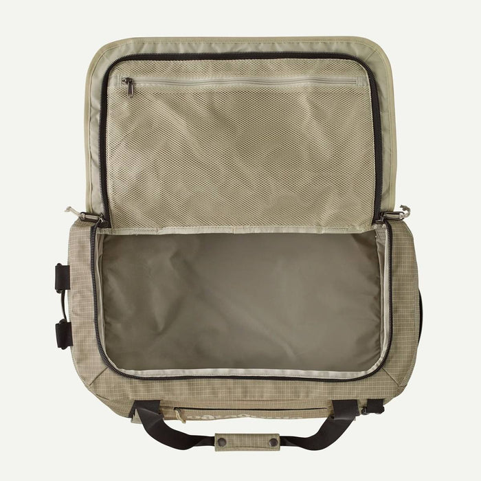 Patagonia 40L Black Hole Duffle Bag - Weathered Stone ACCESSORIES - Luggage & Travel - Duffle Bags Patagonia