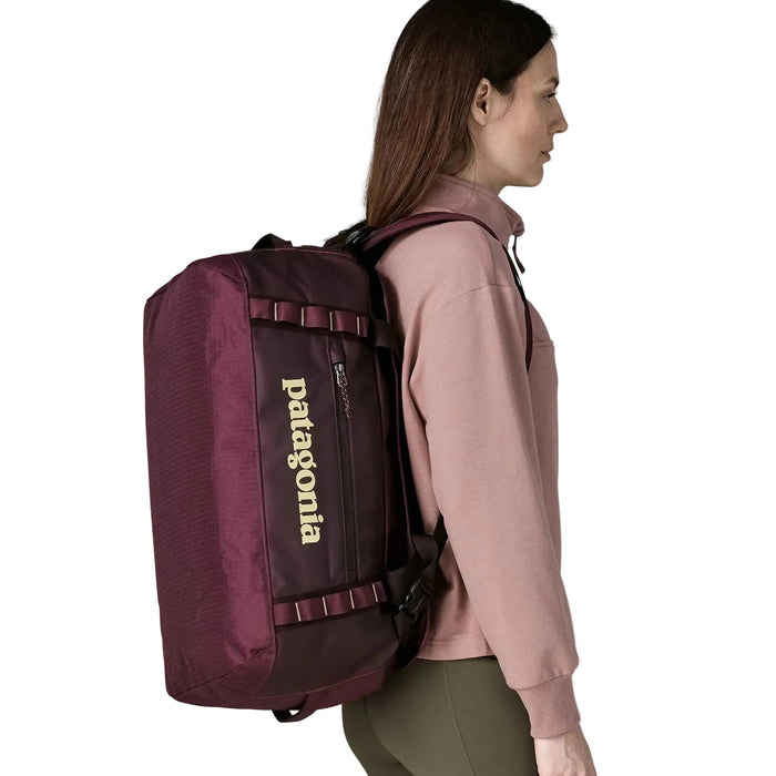 Patagonia 40L Black Hole Duffle Bag - Berry Fig
