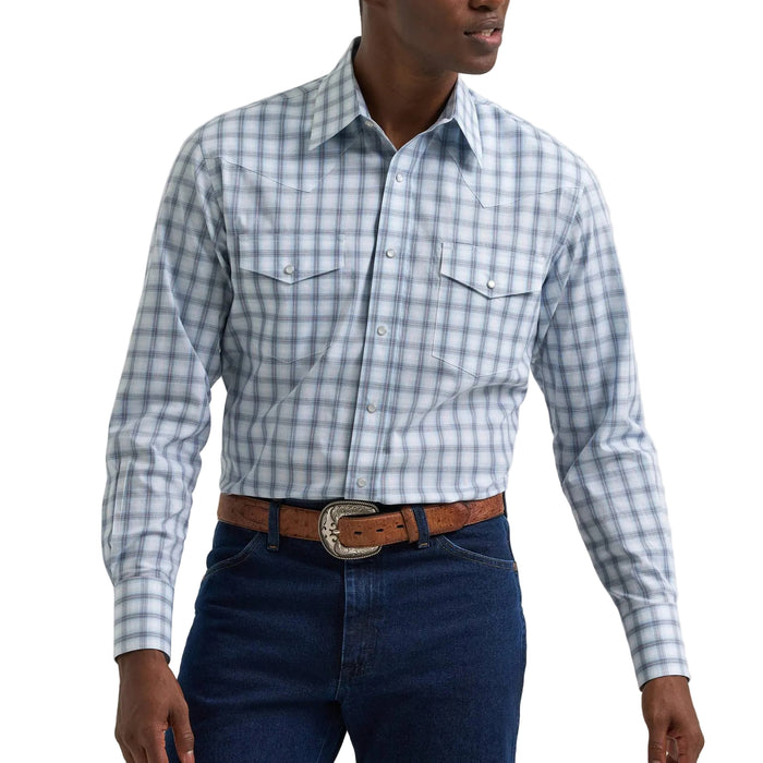 Wrangler Men's Classic Fit Plaid Snap Western Shirt