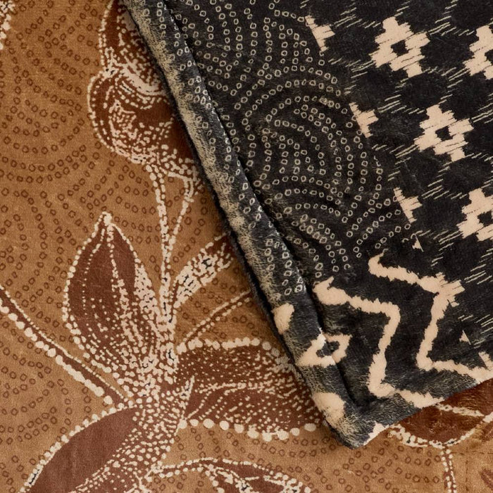 Laurel Canyon Cozy Blanket
