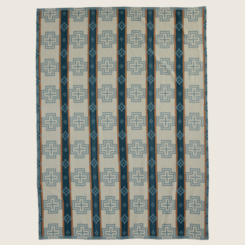 Pendleton Carico Lake/Stripe Organic Cotton Throw Gift Pack