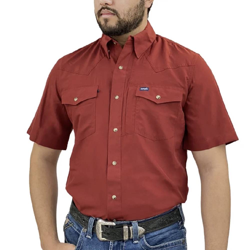 Wrangler Men's Performance Western Shirt MEN - Clothing - Shirts - Short Sleeve Wrangler