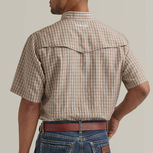 Wrangler Men's Western Plaid Shirt MEN - Clothing - Shirts - Short Sleeve Shirts Wrangler   