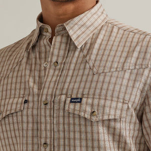 Wrangler Men's Western Plaid Shirt MEN - Clothing - Shirts - Short Sleeve Shirts Wrangler   